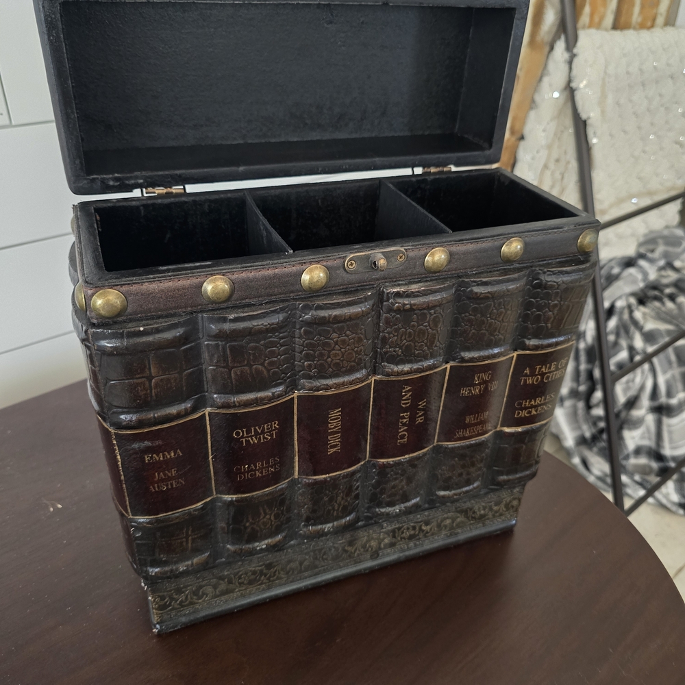 Vintage Book-Style Storage Box - Picture 5 of 9